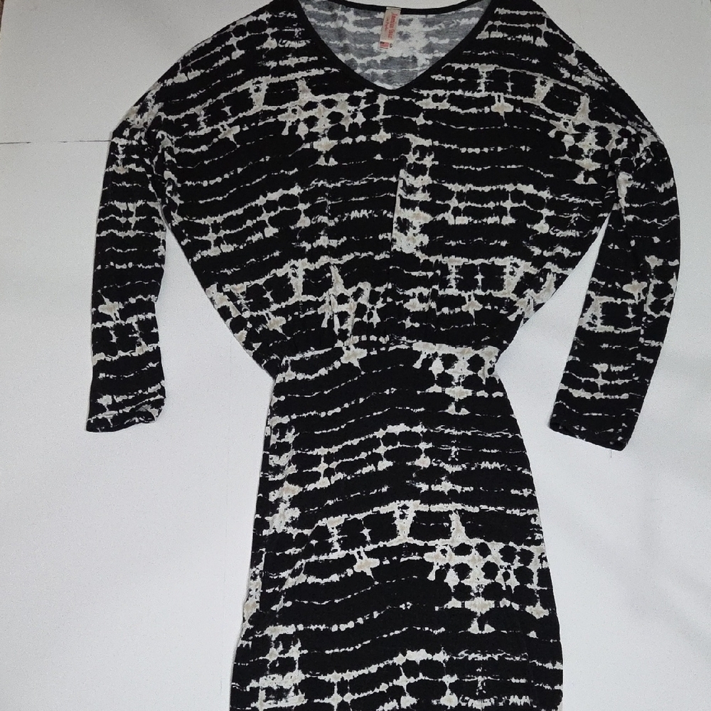 American Twist Womens Small Midi Dress Black White Tan V-Neck Long Sleeve USA - Picture 4 of 7